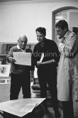 Pablo Picasso with the printers Aldo Crommelynck (right) and Hidalgo Arnéra. Mas Notre-Dame-de-Vie, Mougins 1964. - Photo by Edward Quinn