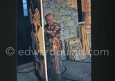 One day Quinn asked Pablo Picasso if he could photograph the top floor studios. He agreed and prcoeeded to take out, one by one, old and new paintings from his collection. This work Pablo Picasso remembered Quinn photographed in 1955 during filming of "Le mystère Picasso" (see Pic551009 - Pic551013). Mas Notre-Dame-de-Vie, Mougins 1967. - Photo by Edward Quinn