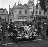N° 23 Wisdom / Jefferies on Daimler Conquest, in front of Casino Monte Carlo. Rallye Monte Carlo 1954. - Photo by Edward Quinn