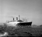 SS Independence, Cannes about 1958. 23,719 GRT, and the 23,754 GRT, SS Constitution where built for the American Export Lines to operate on the US Mediterranean service. She was constructed in yard 1618 of the Bethlehem Steel Corporation, Quincy Mass USA. She was launched on June 3, 1950 and completed January 1951. Cannes 1958. - Photo by Edward Quinn