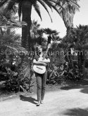 Catherine Spaak, Belgian actress, daughter of screen writer Charles Spaak and niece of Belgian politician Paul-Henri Spaak. Roquebrune-Cap-Martin 1961. - Photo by Edward Quinn