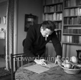 British painter Graham Sutherland at his home La Villa Blanche, route de Castellar. Menton 1954. - Photo by Edward Quinn
